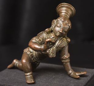 Baby Krishna is 3 inches tall.