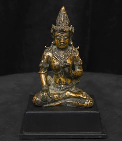 15thC Javanese bronze matched Male and Female- Two Statues