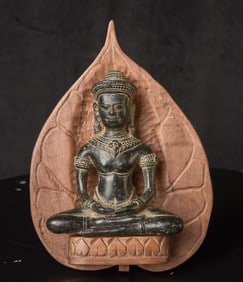 13thC or 13thC style Thai Bronze Buddha in a transitional style from Khmer (Cambodian) into Thai).