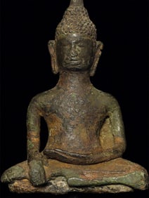 9/10th Century Cambodian bronze Buddha. Serene face. Rare type.