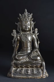 Superb 18thC Chinese Quanyin cast in bronze.