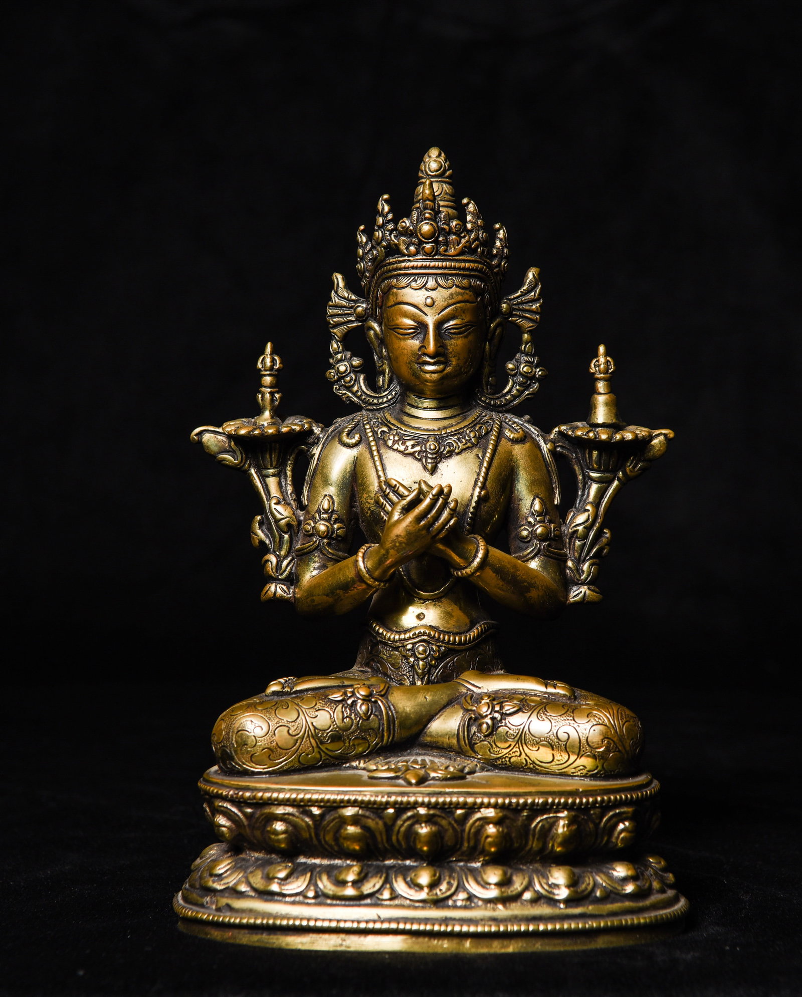 18thC Tibetan Bodhisattva, 7.75" Tall- Outstanding!!: Exceptional 18-19 century Nepalese or Tibetan Bodhisattva passed Newari (Nepalese) craftsman, likely in Tibet. An excellent example of its type. 7.75"H x 5"W x 3.5"D