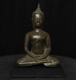 16thC Sukhothai Buddha with hands in a Samadhi (meditation) Mudra. Deeply serene