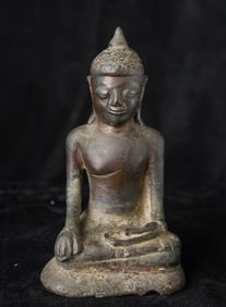 17/18thC Cambodian Buddha. Sweet face. Good condition-has a ding on the nose.