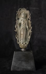 Early rare Korean bronze Buddha. Beautifully wax cast with exceptional finesse and personality.