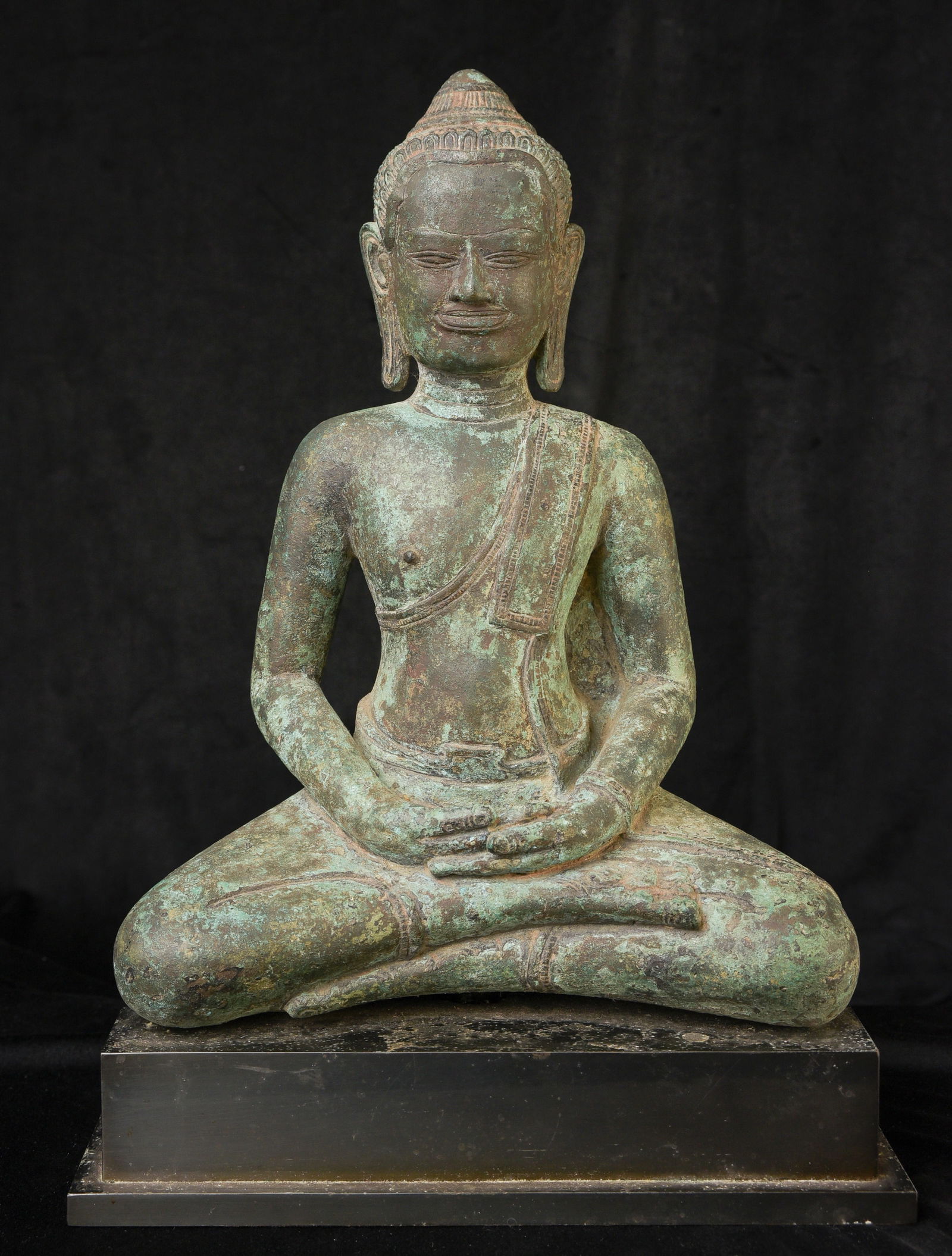 Large Antique Thai bronze Buddha. (1 of 14)