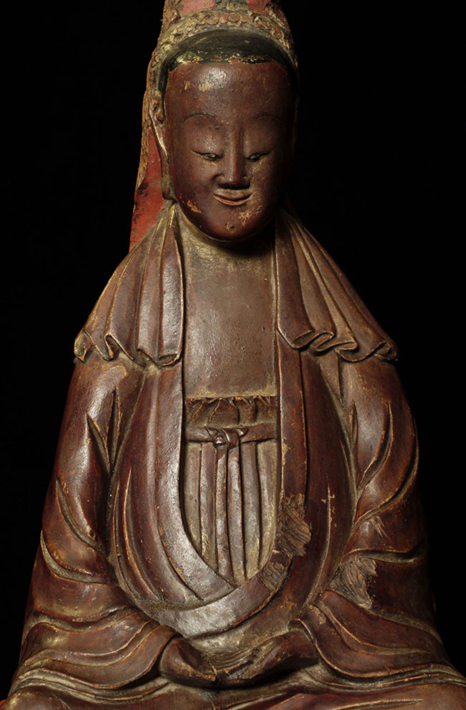 Delightful Ching Quanyin.: Delightful Ching Quanyin. Good size at 12.25" tall. Compelling, expressive face.