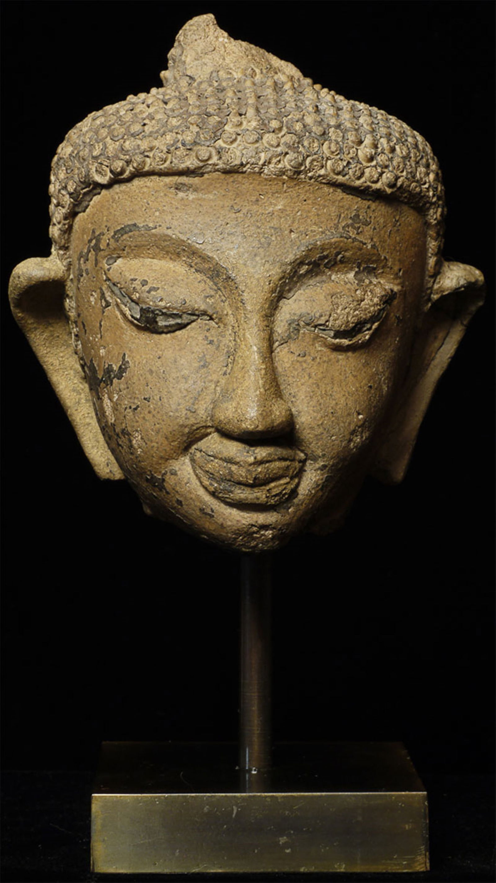 12/13thC Pagan Buddha Head sculpted in Clay/Stucco/Teracotta- Distinctive. - 2