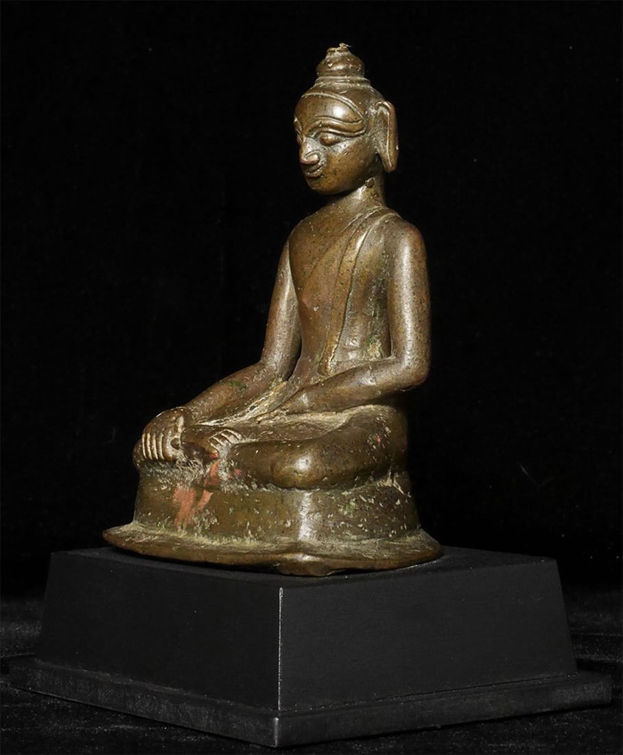 17thC (or earlier) Arakan Buddha. - 3