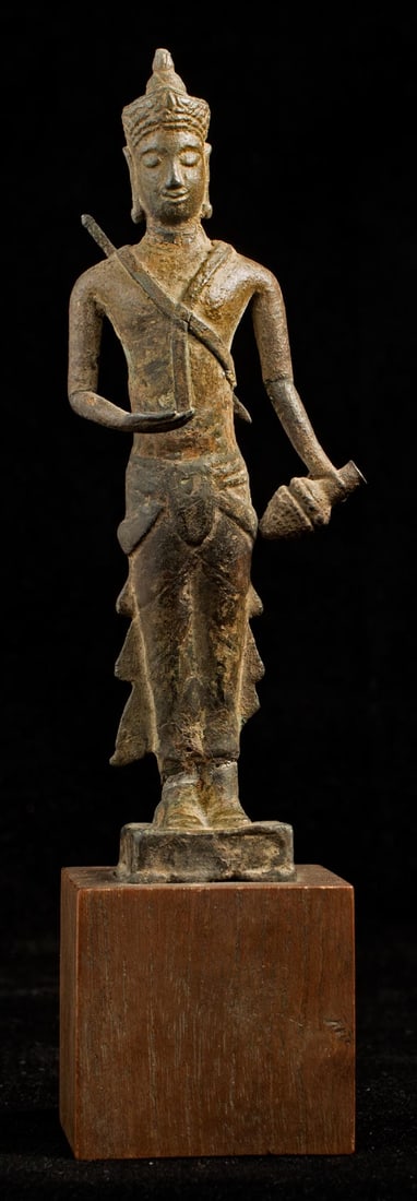 Rare 14thC Sukhothai bronze of the Buddha in a (1 of 14)