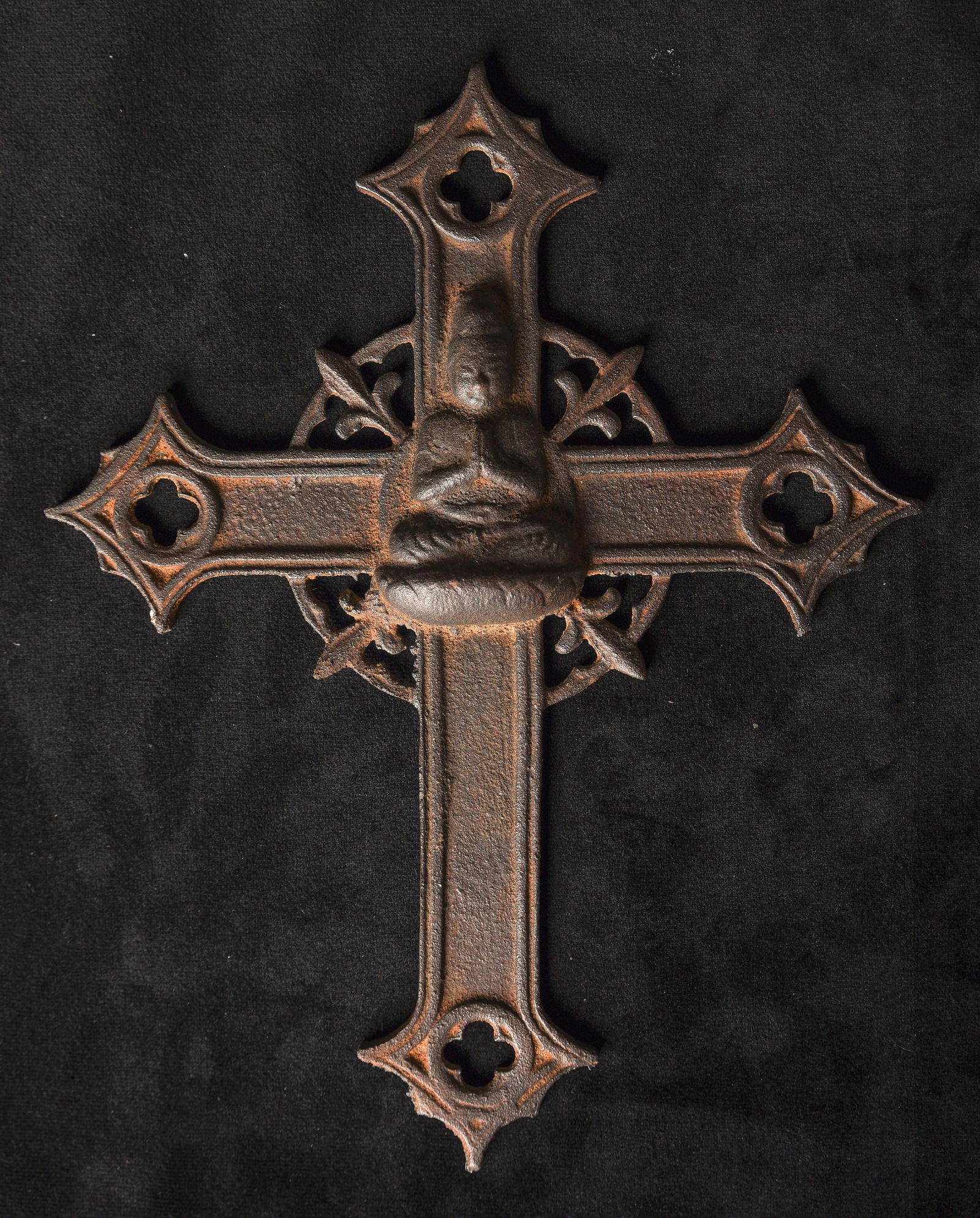 16/17thC Japanese Iron Cross/Crucifix with Buddha (1 of 9)