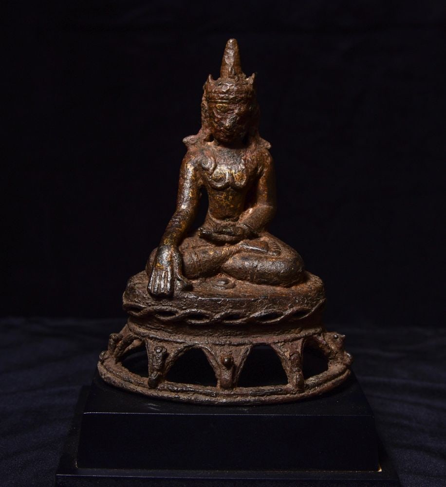 6th to 9thC Burmese Bronze Buddha in Royal Attire-Elaborate Base- Arakan (Early Period) (1 of 14)