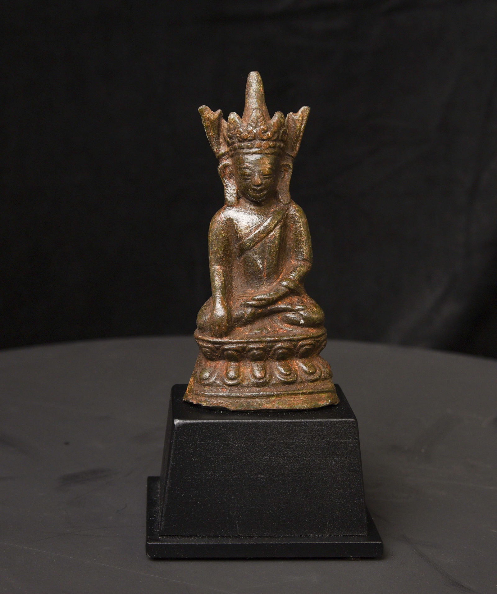 16/17C Southern Chinese Bronze Buddha w. S.E.Asian Influence (Yunnan)-Rare Type! (1 of 15)