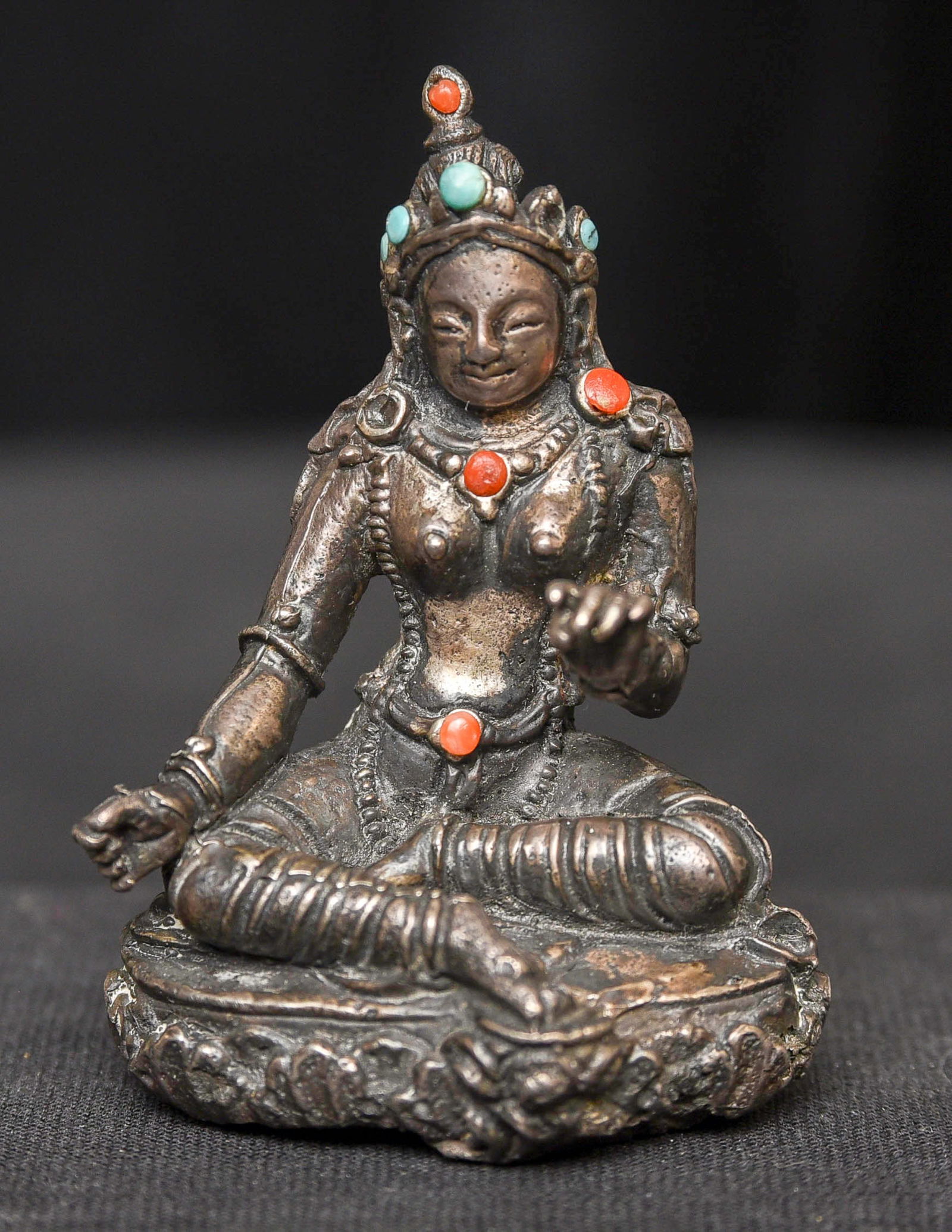 18thC Mongolian bronze Bodhisattva- solid-cast - 10