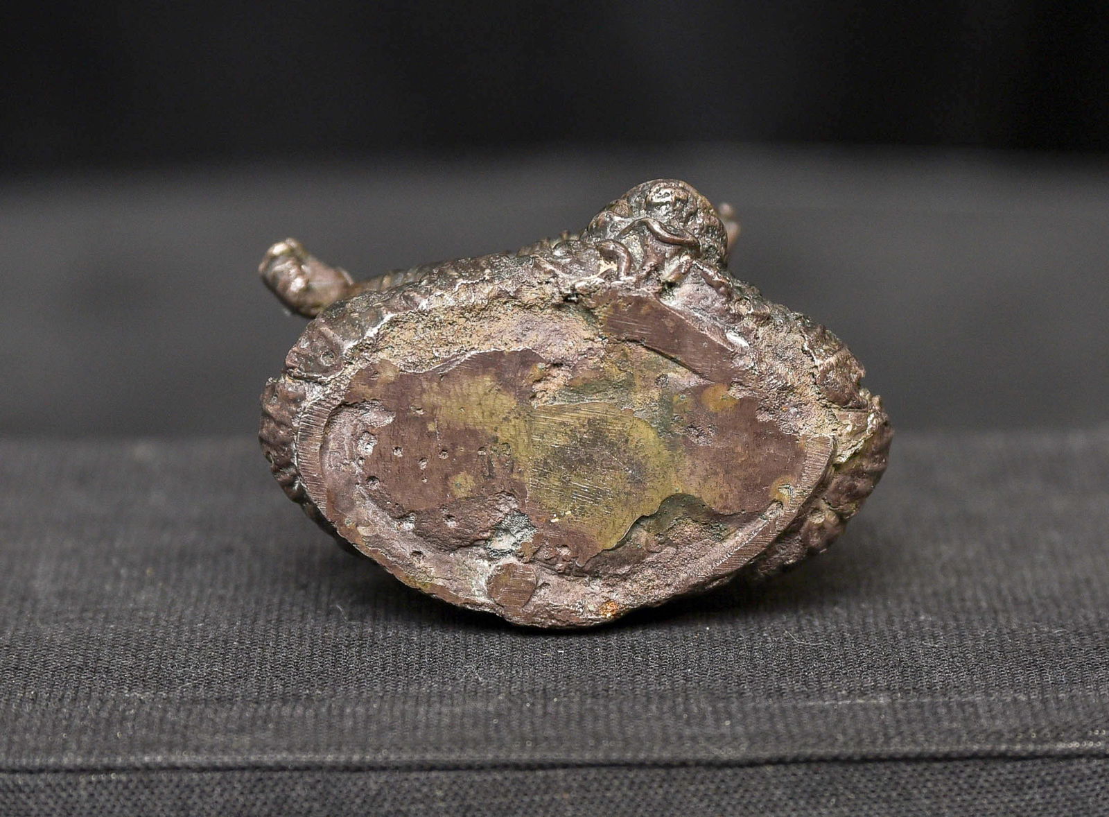 18thC Mongolian bronze Bodhisattva- solid-cast - 8