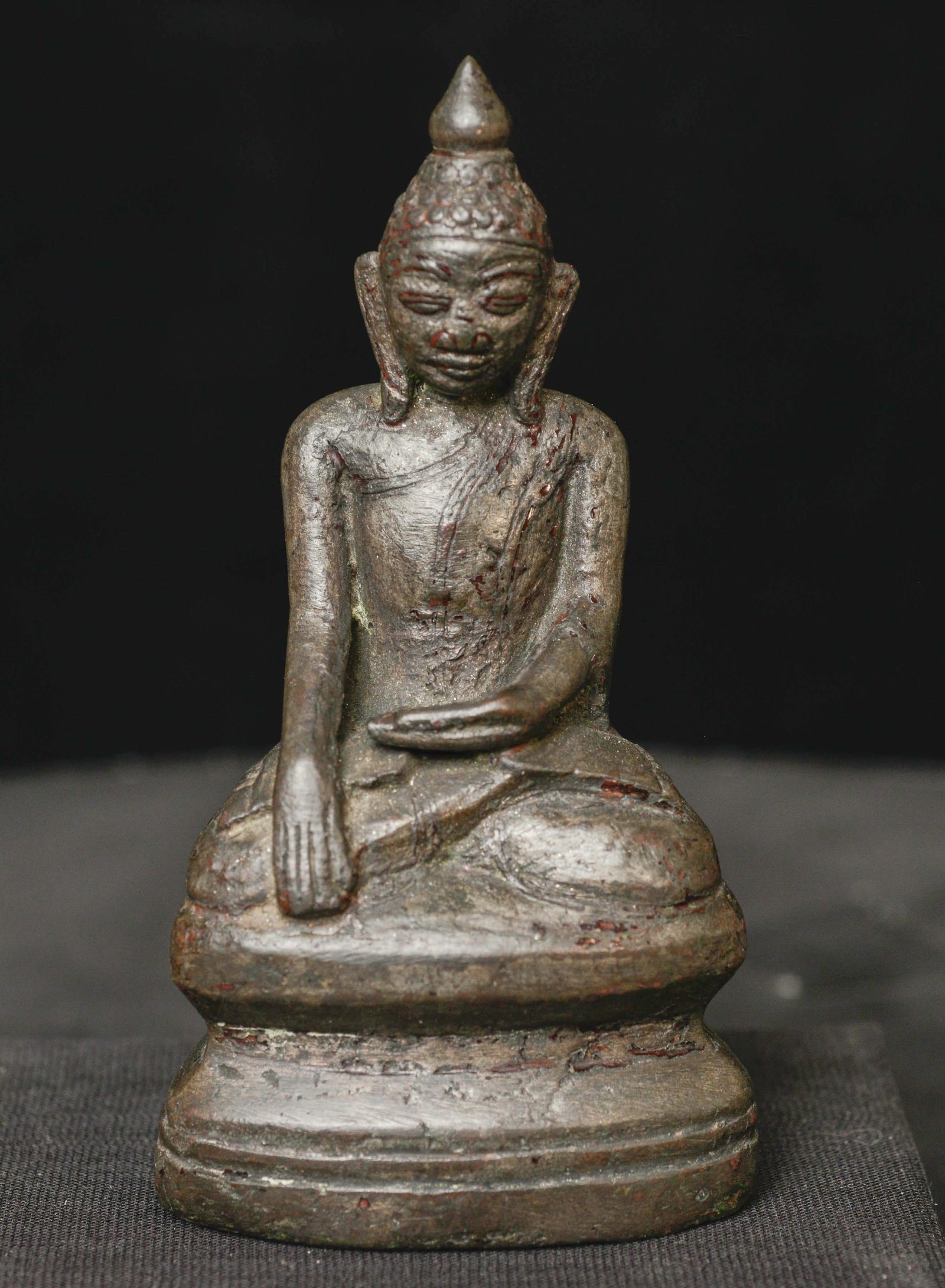 Outstanding 17/18thC Burmese Mon Buddha.: Outstanding 17/18thC Burmese Mon Buddha. Wonderful face and ears. Sits 4.5 inches tall. Rare type.