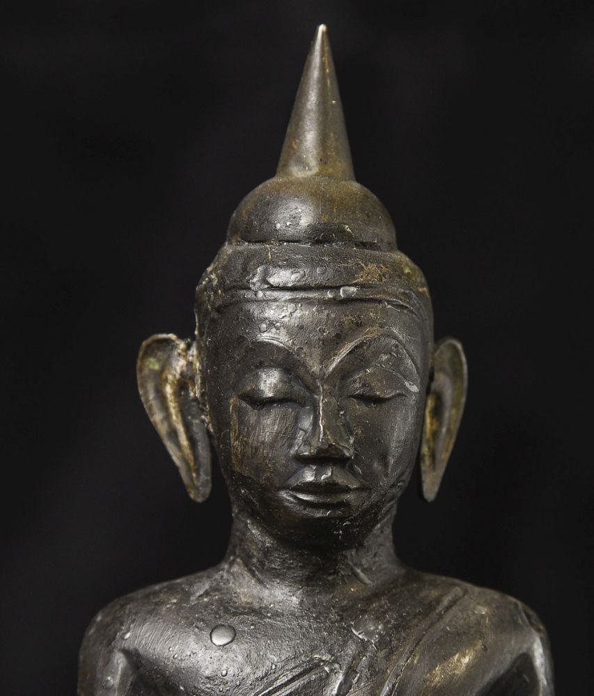 Extremely expressive repousse silver late Ayuthaya. - 7