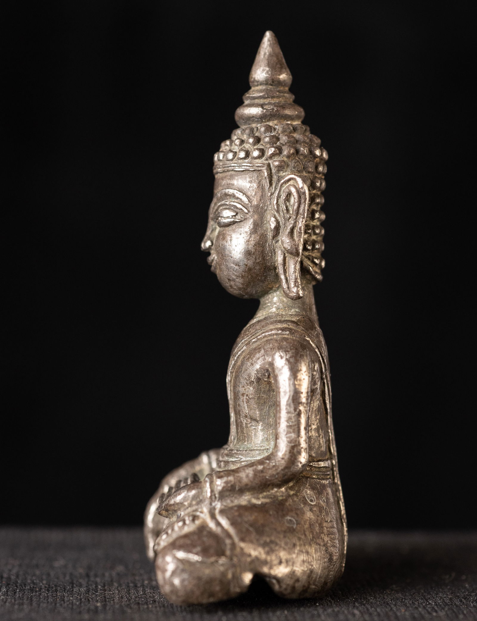 17/18 century solid cast silver Cambodian Buddha. Fine example. - 5