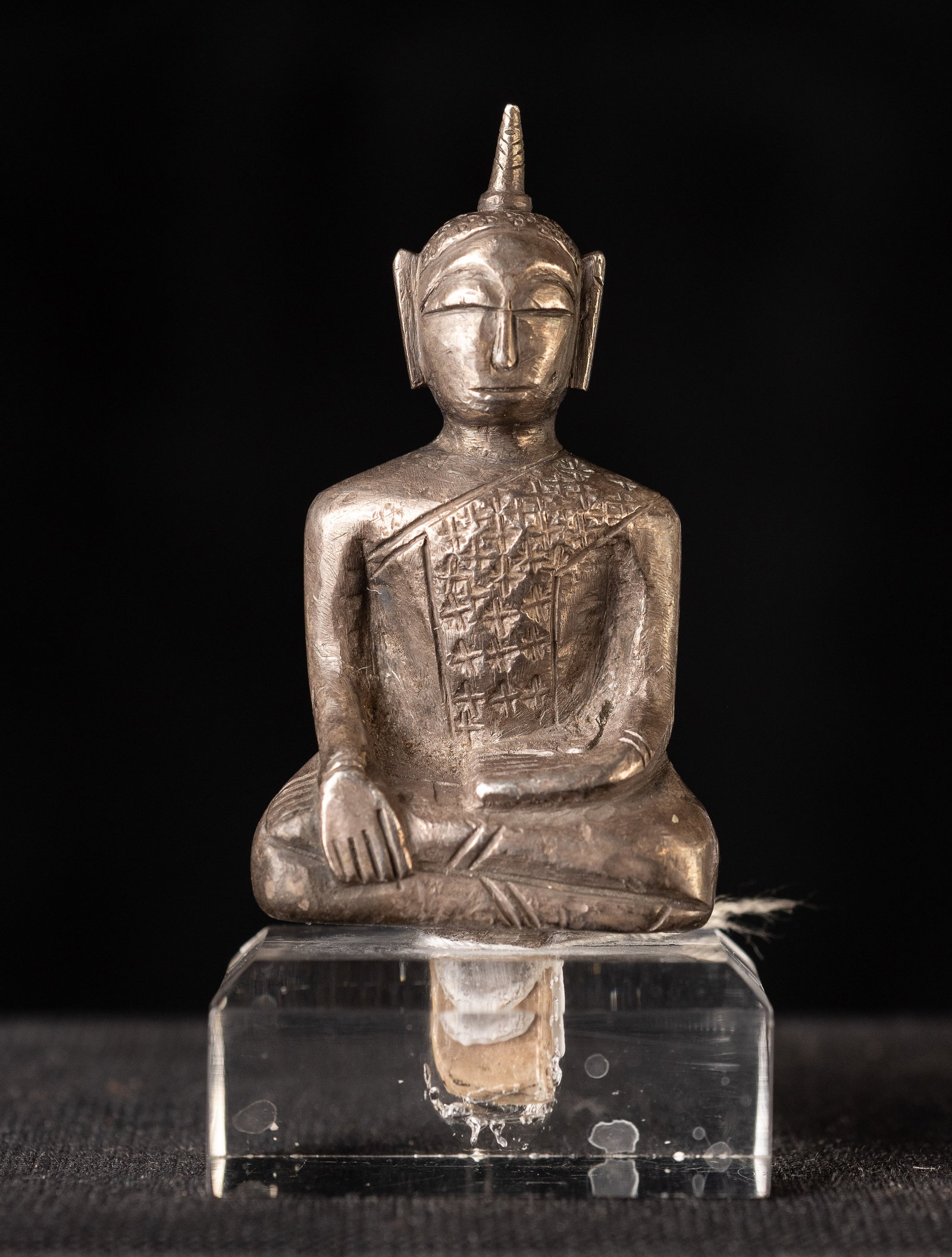 17/18 century solid cast silver Cambodian. (1 of 9)