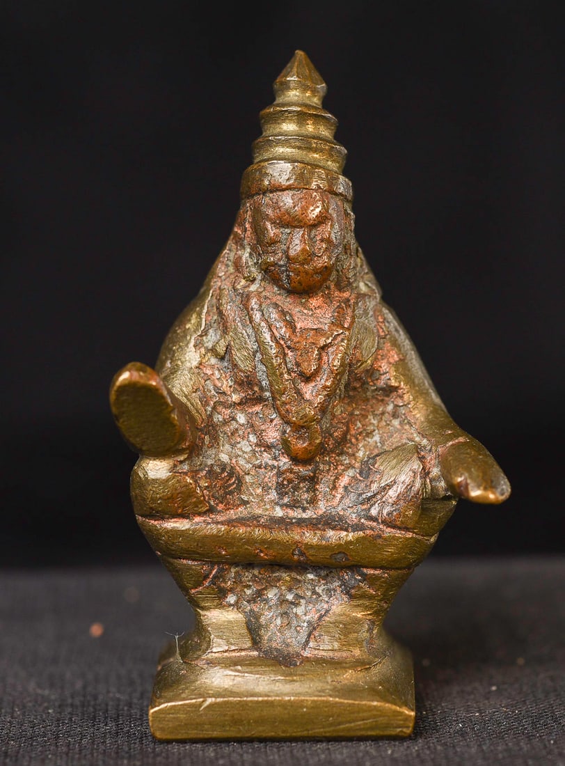 Edo Japanese Bodhisattva. Small at 2" tall, base is: Edo Japanese Bodhisattva. Small at 2" Deep discount