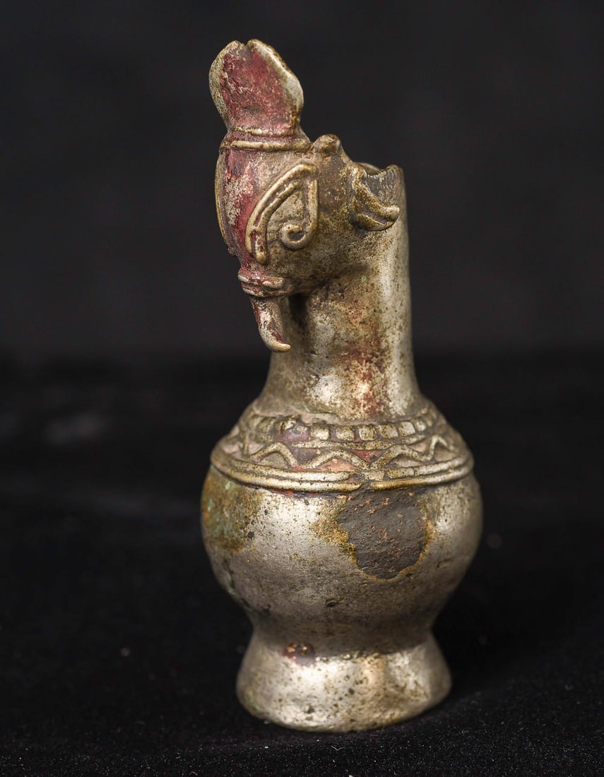 Mystery object. This piece measures 3.25" tall.: Mystery object. This piece measures 3.25" tall.