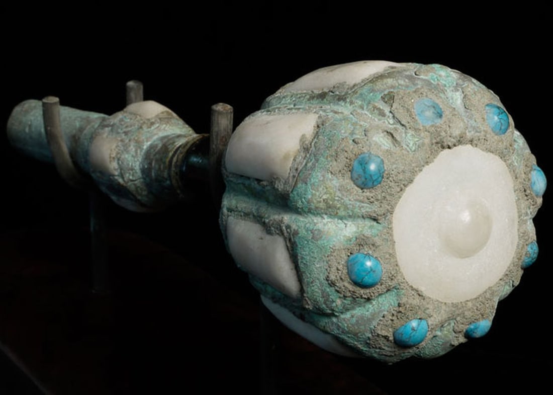 Mystery object. No idea of age or country of origin.: Mystery object. No idea of age or country of origin. 12" long