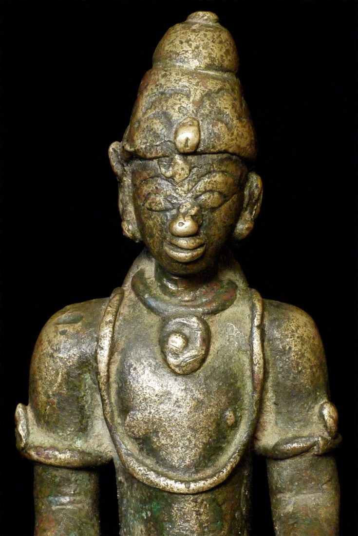 18thC Indonesian Bronze Buddha, Heavy Piece: 18/19thC or earlier Indonesian bronze. Nice heavy piece with a great overall feel and a deep spiritual presence. Sits 3.5 inches tall.