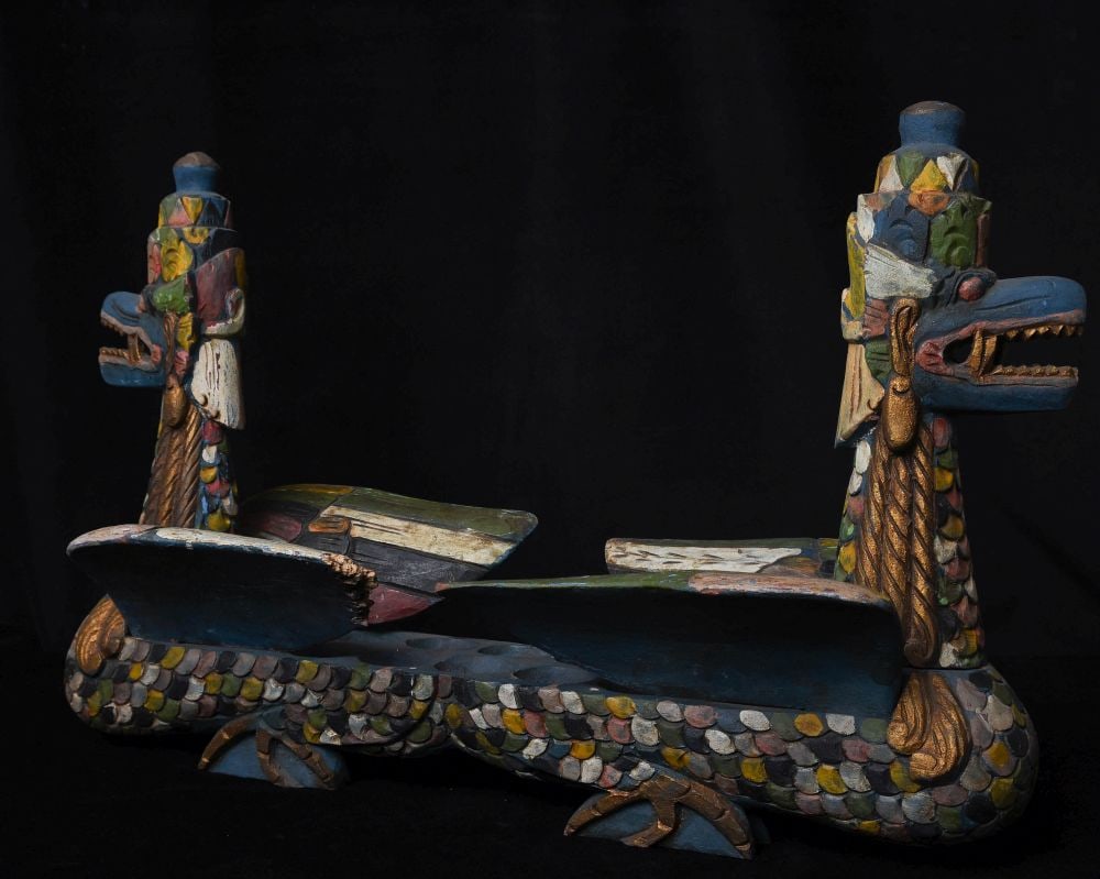 Vintage/Antique Indonesian -condition as shown.: Vintage/Antique Indonesian -condition as shown. Very decorative.