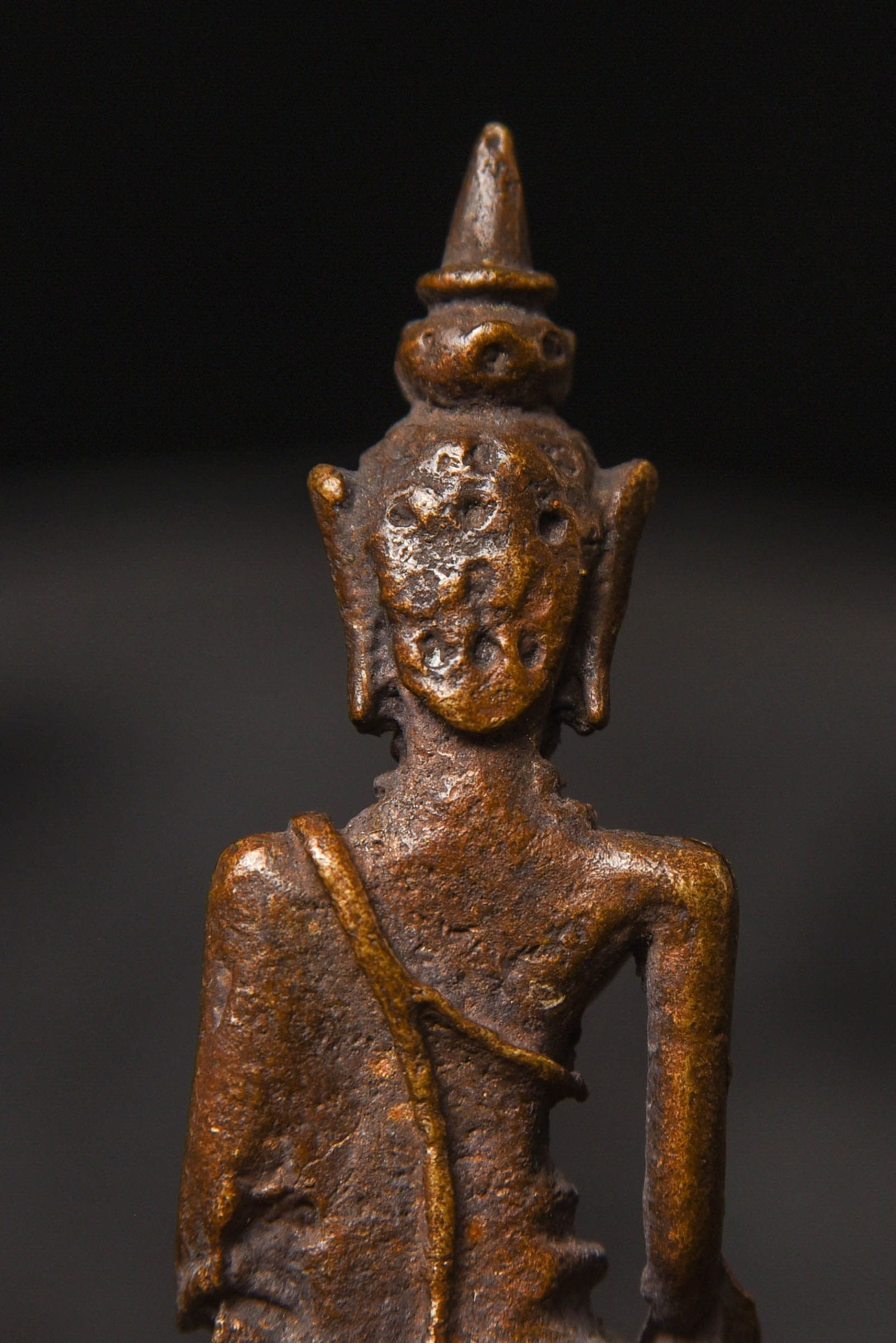 Vintage miniature solid-cast Laos Buddha. - 9