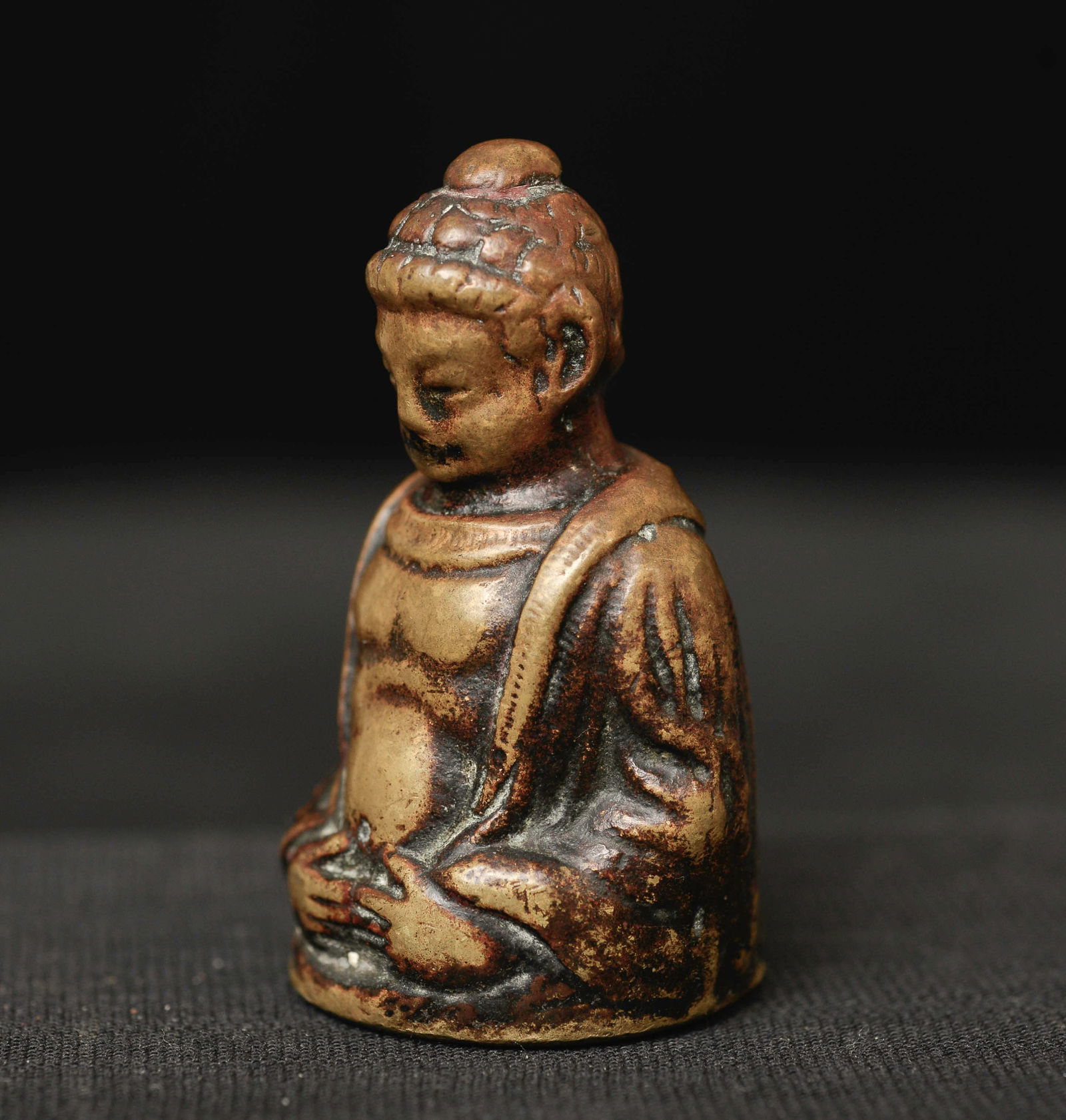 Fascinating antique solid-cast Buddha-like figure. - 3