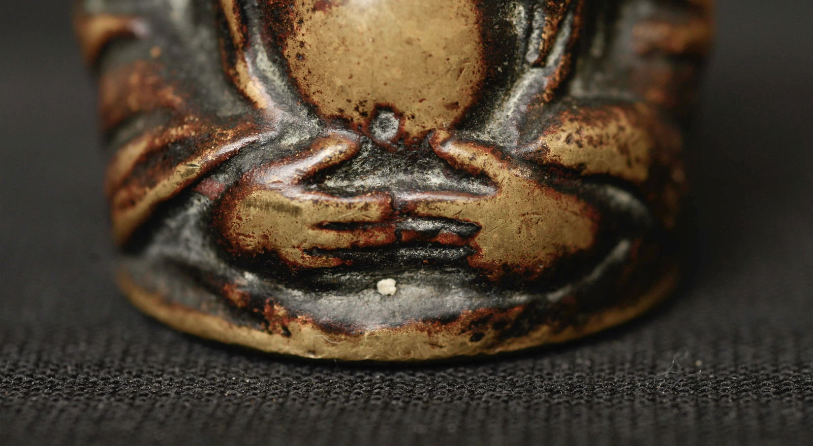 Fascinating antique solid-cast Buddha-like figure. - 6