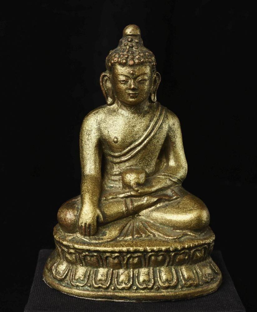 Nice Vintage/Old Mongolian Clay/Terracotta Buddha.: Nice old Mongolian Clay or Terracotta Buddha. A particularly nice example of its type. Note the writing on the back and the consecration on the underside. Measures 5" tall, bottom measures 3.5" x 2.5"