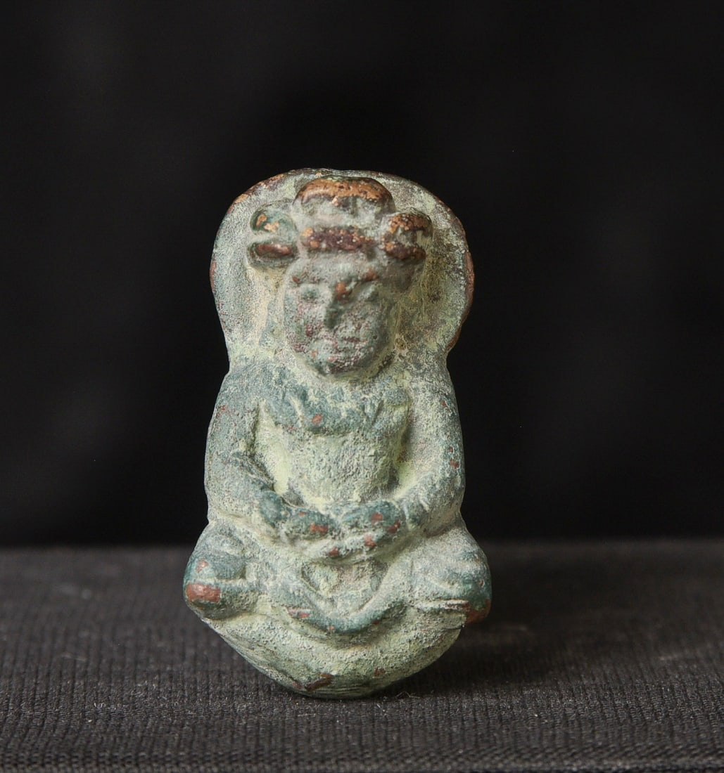 Ancient Gandharan Bronze Buddha Ring. Possibly early. (1 of 6)
