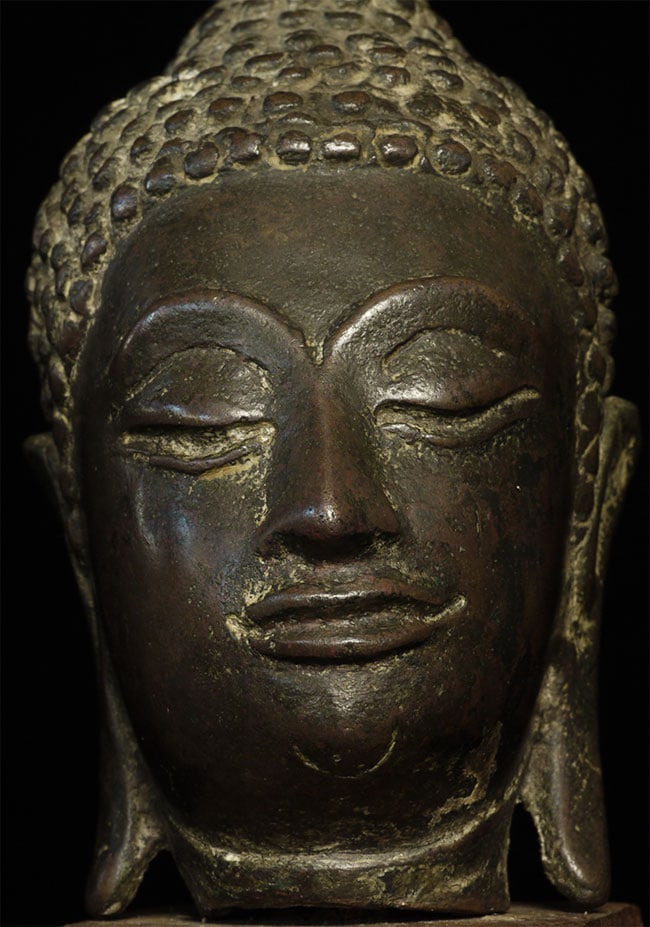 Very good 16/17thC Thai bronze Buddha head. (1 of 10)