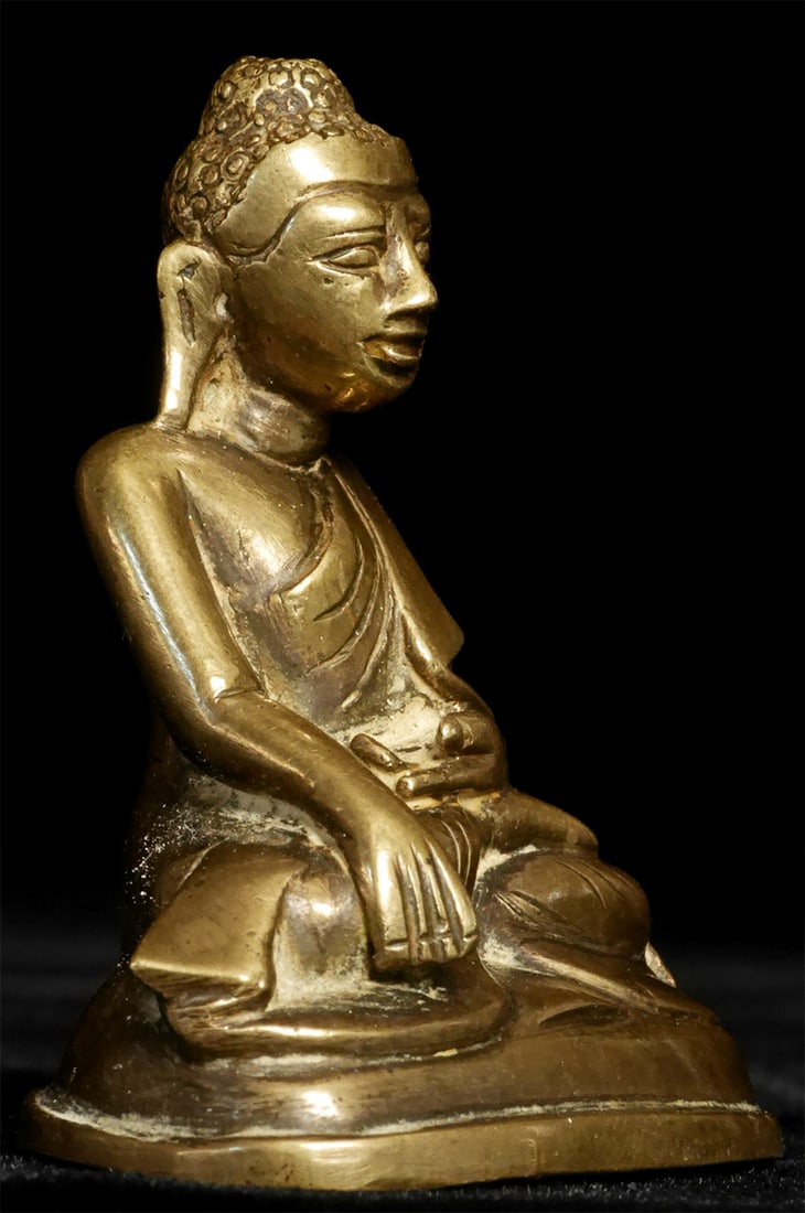 Cute Burmese 19thC Buddha. - 2