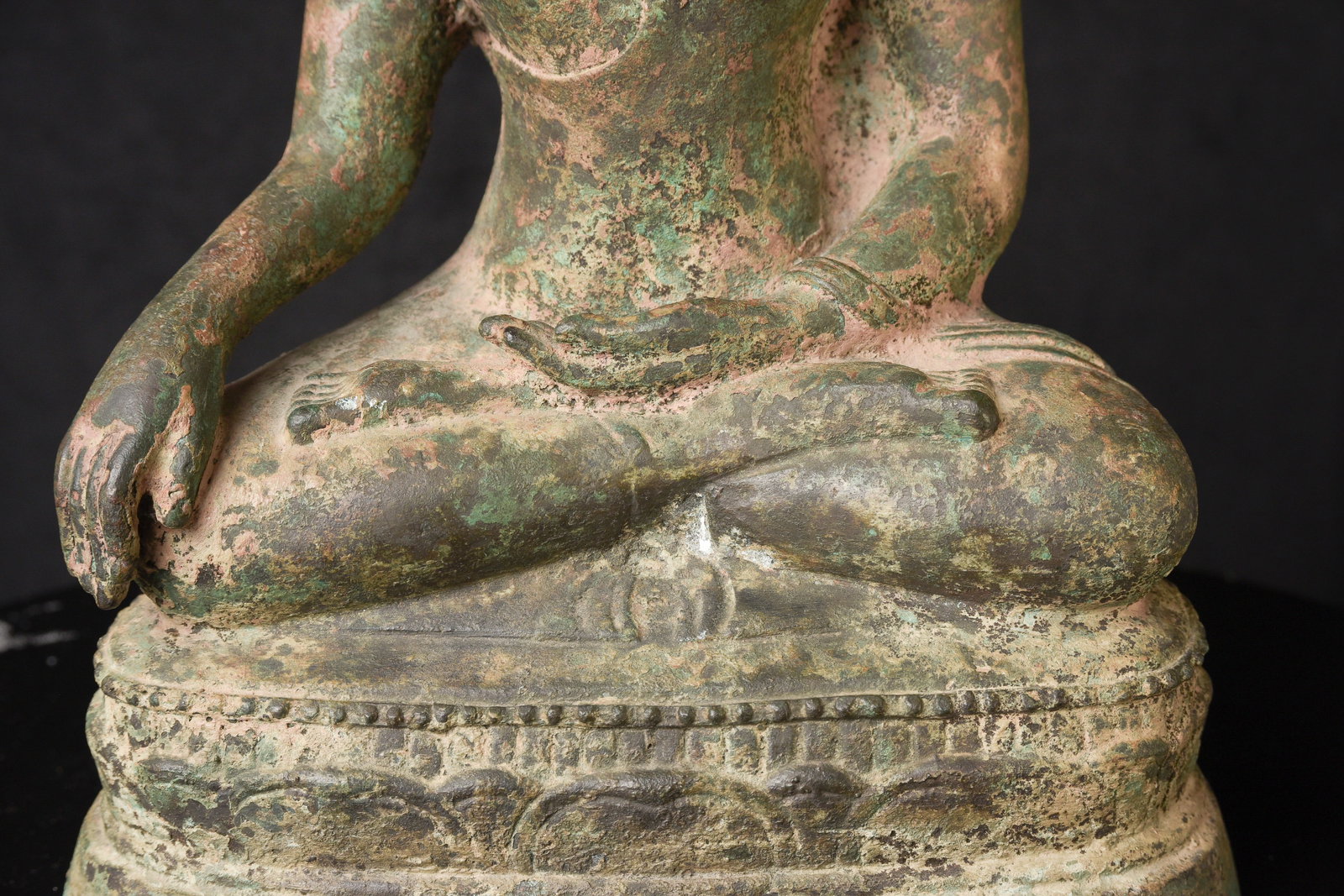 Large Thai Bronze Buddha. - 9