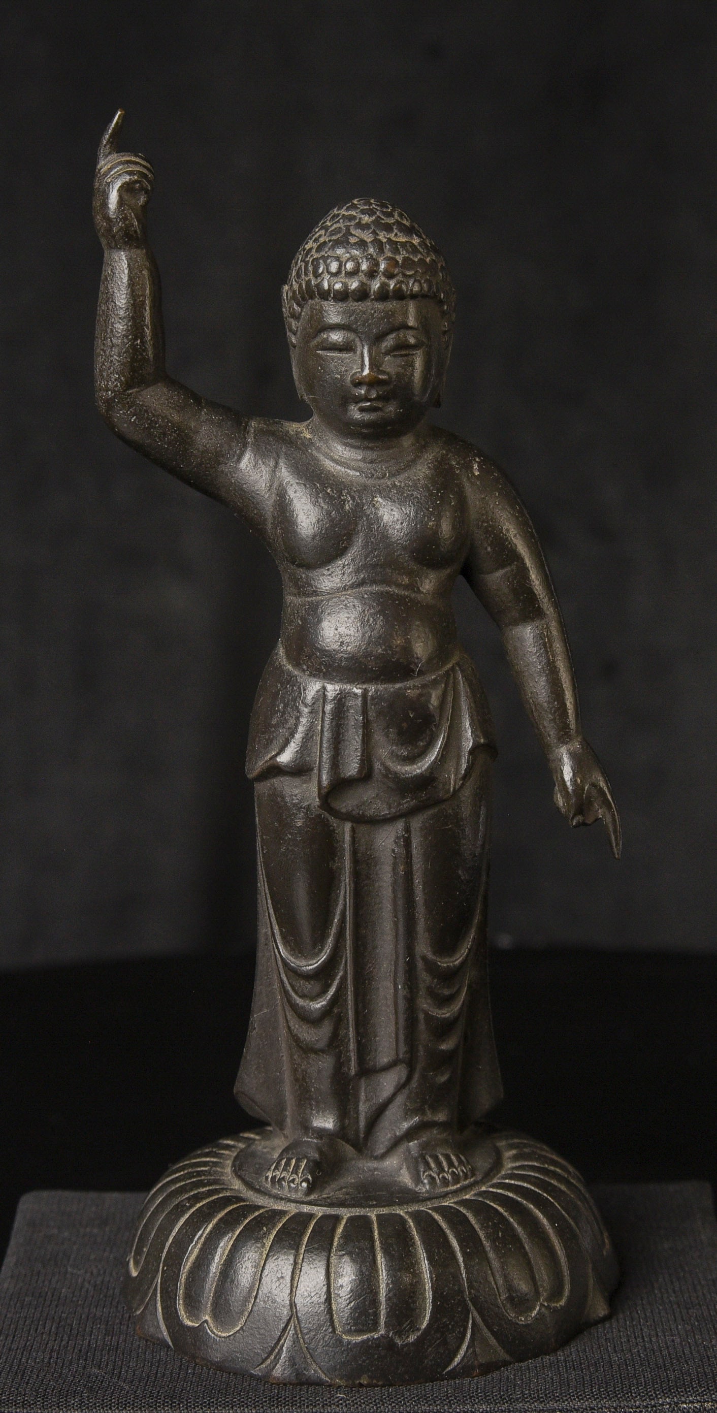 Japanese Bronze Edo or earlier Baby Buddha. Stands proudly at 6 inches tall. (1 of 20)