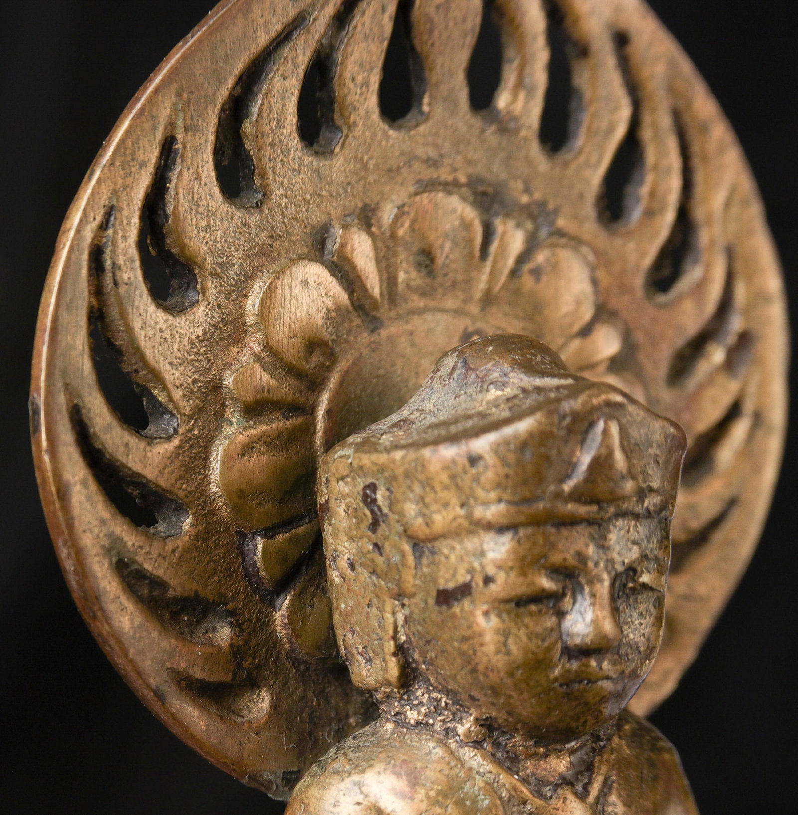 17/18thC Korean Solid-cast Buddha. Uncommon type. - 7
