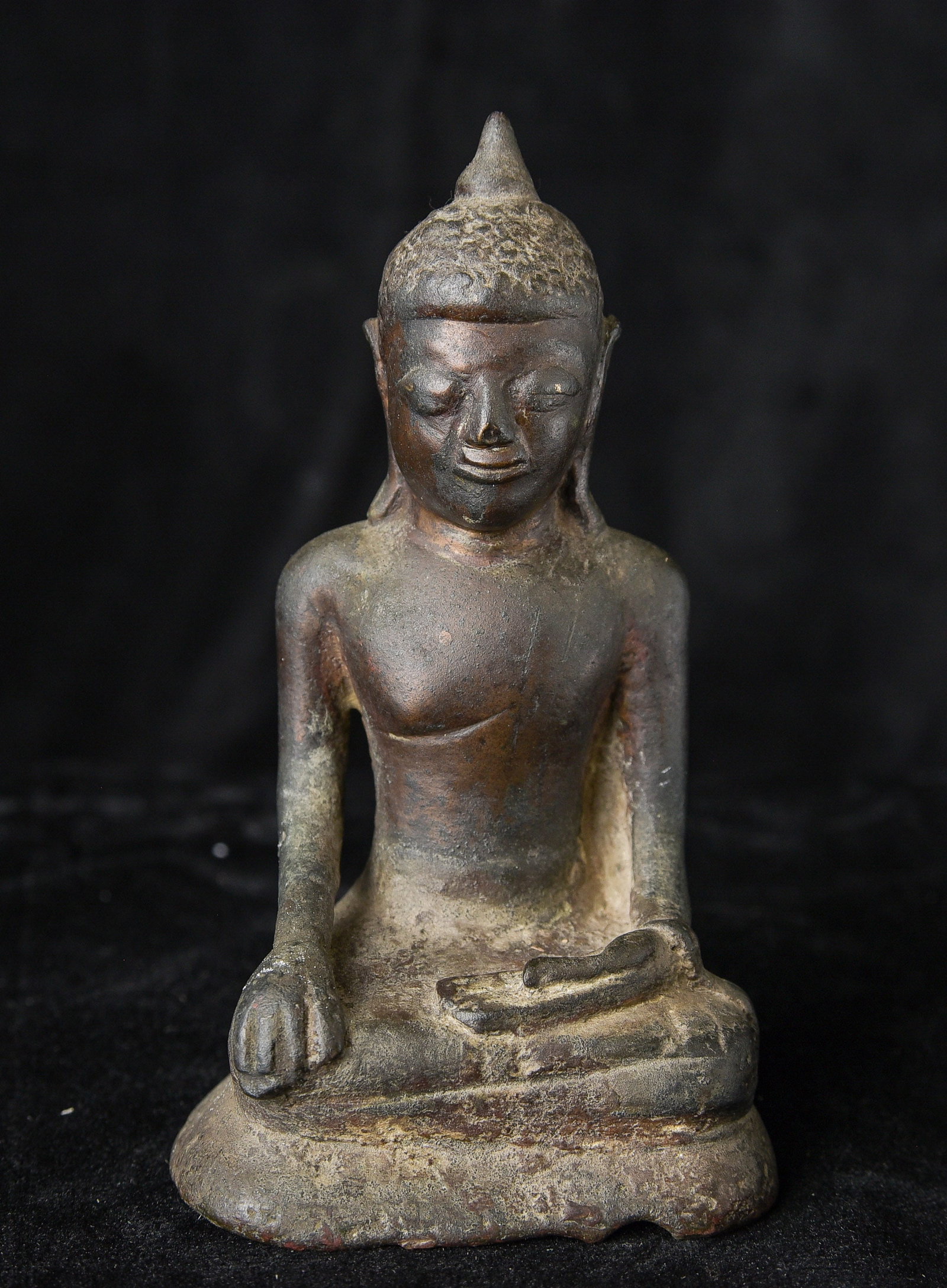 17/18thC Cambodian Buddha. Sweet face. Good condition-has a ding on the nose. (1 of 13)