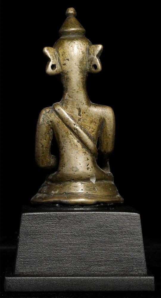 Early solid-cast Burmese Mon Buddha. - 4