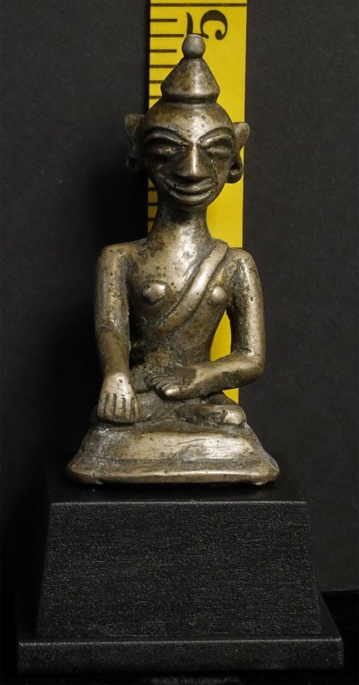Early solid-cast Burmese Mon Buddha. - 8