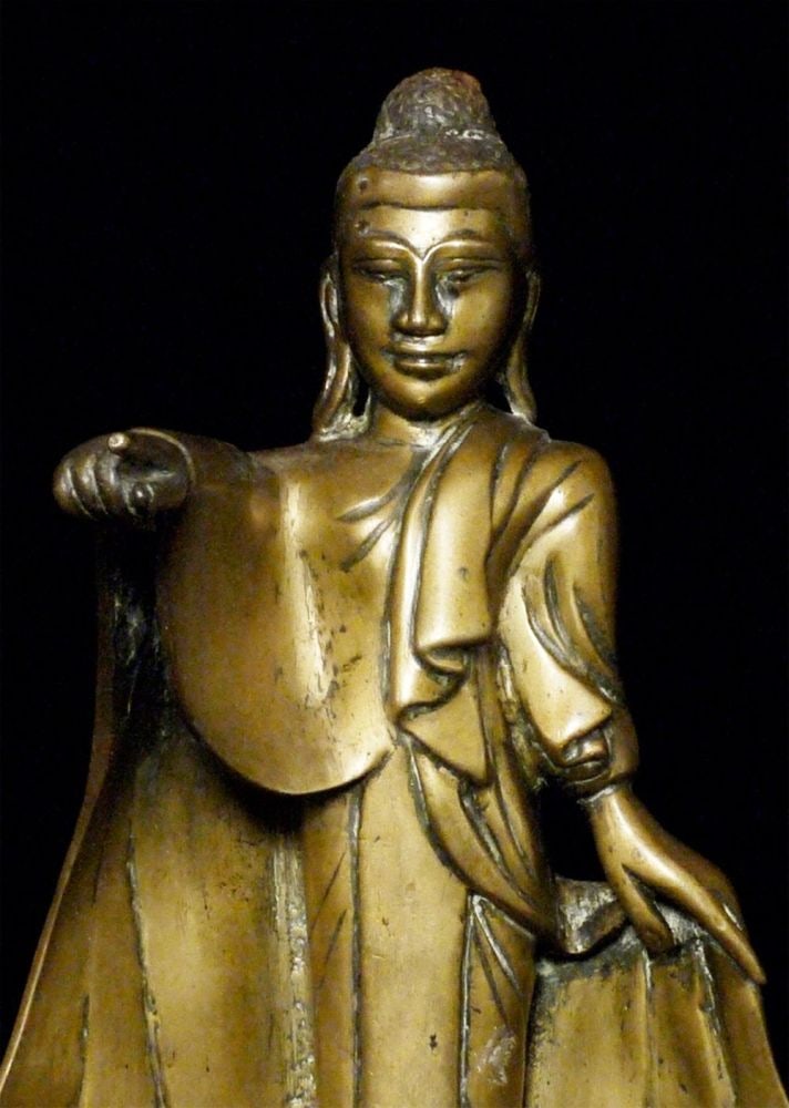 19thC Mandalay solid cast bronze Buddha. - 2