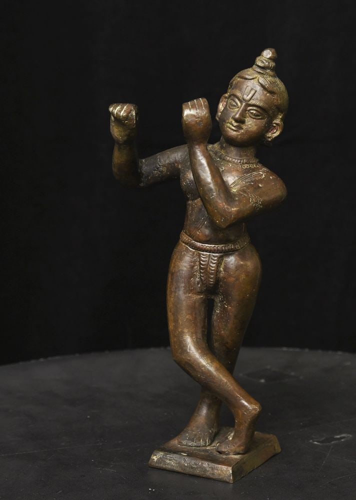 18/19thC Solid-cast bronze Krishna. - 2