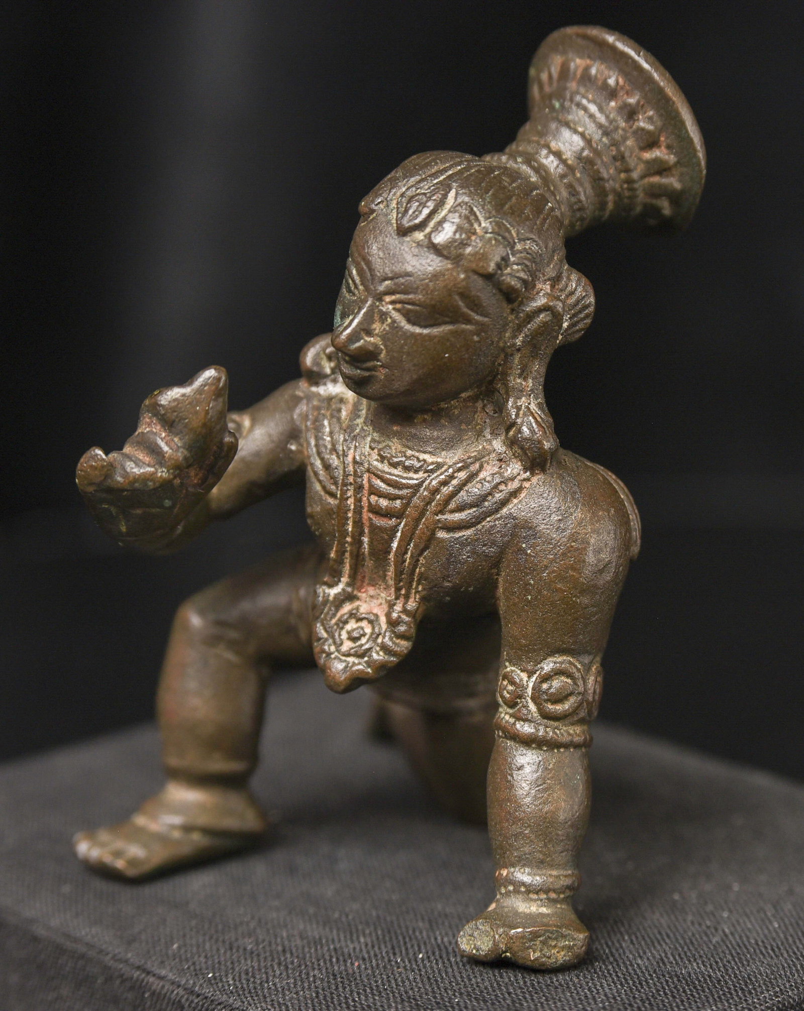 185/16hC Baby Krishna. (1 of 7)