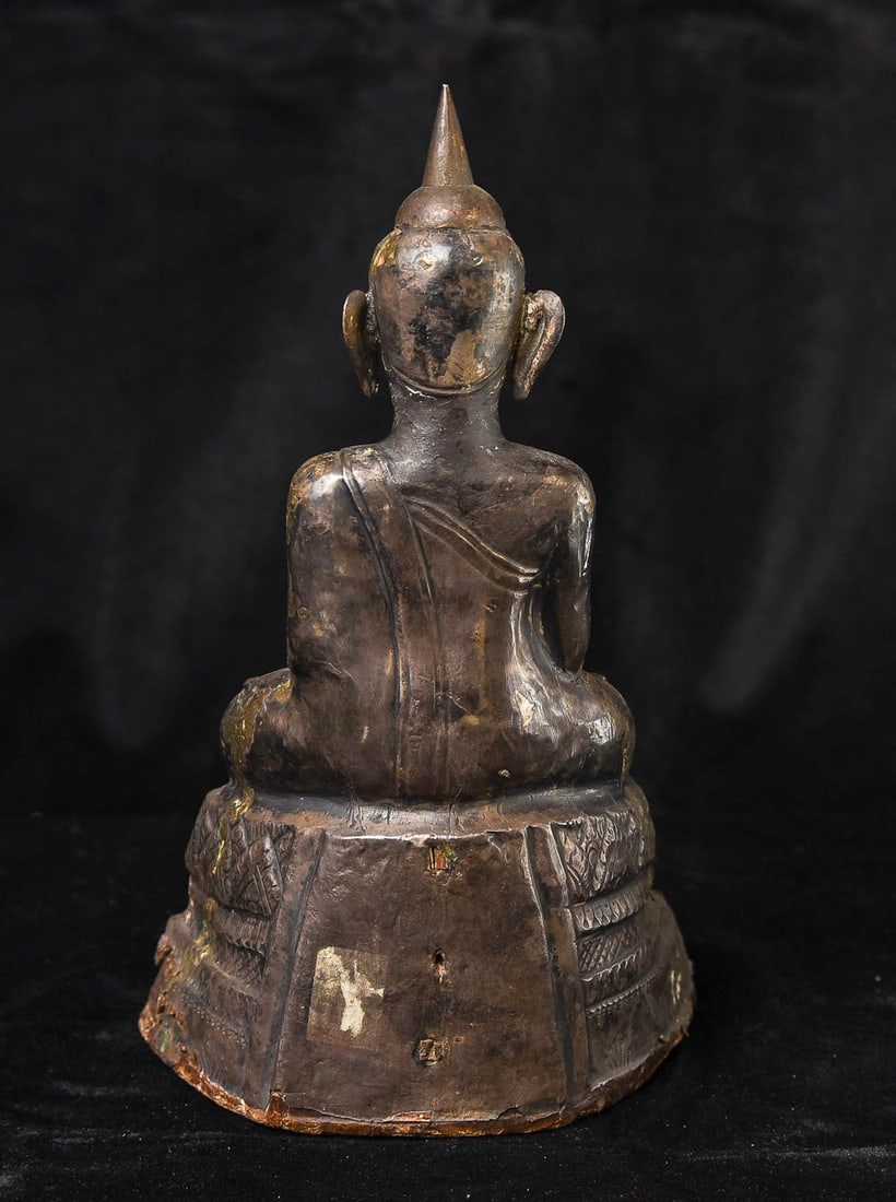 Extremely expressive repousse silver late Ayuthaya. - 4