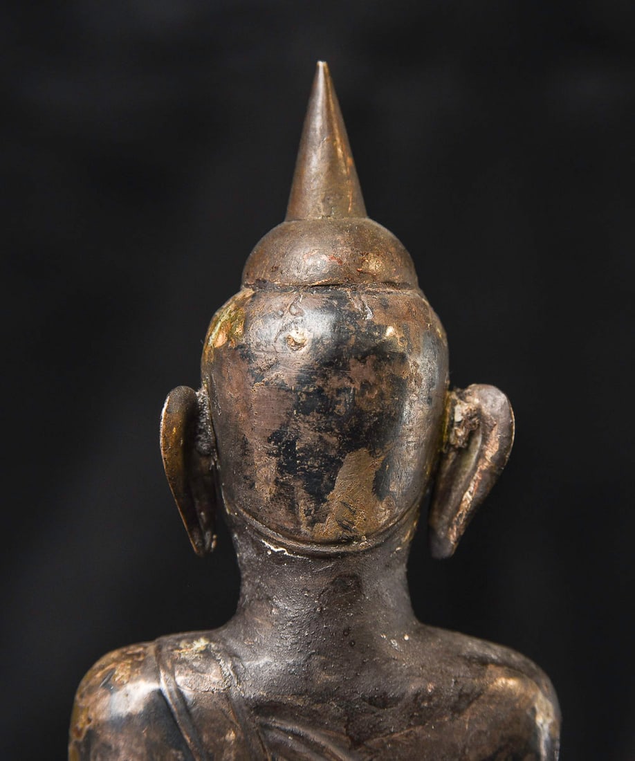 Extremely expressive repousse silver late Ayuthaya. - 9