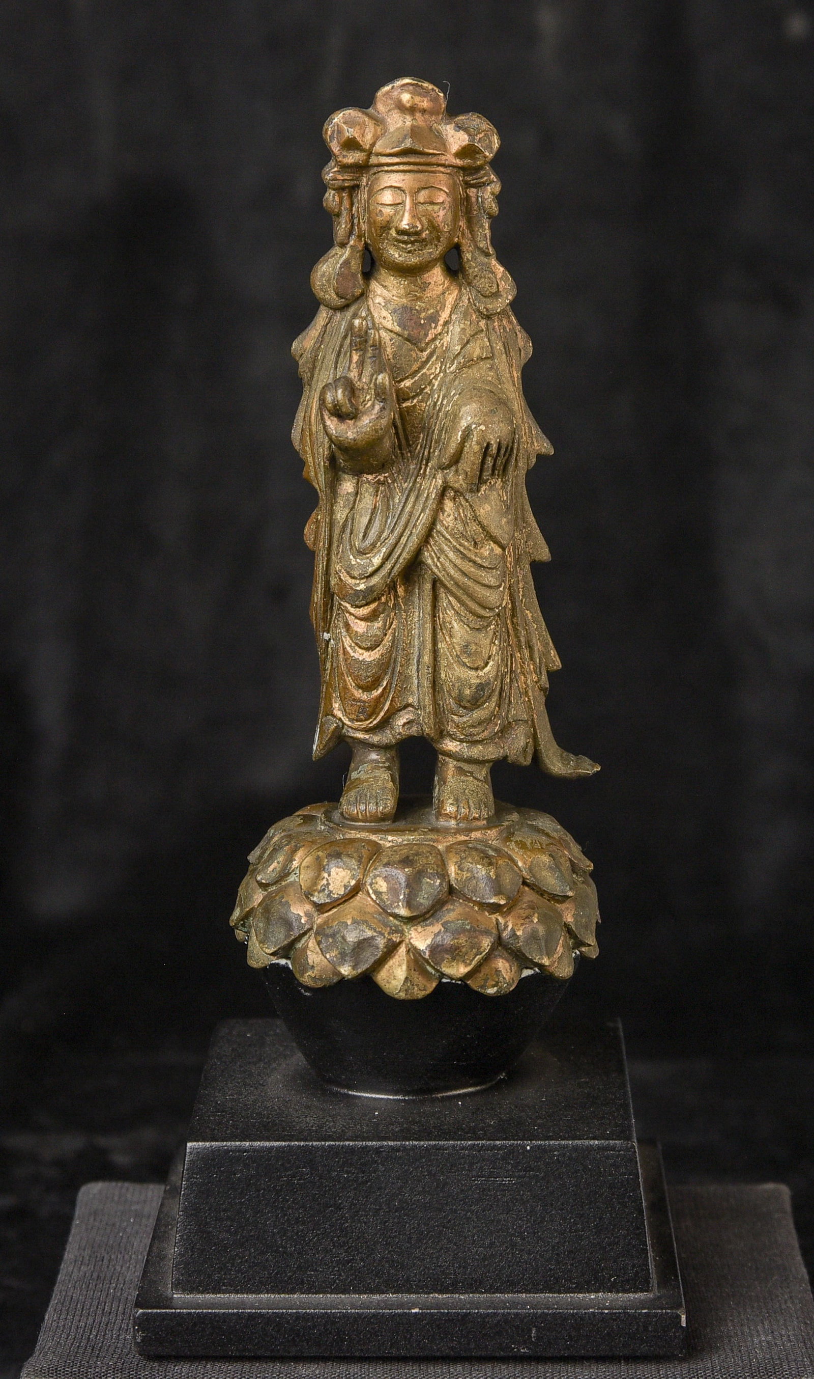 Korean Bronze Buddha-6th century style closely related to national treasure.: This is an outstanding 20thC Example. Well sculpted Korean Buddhist Bronze figure which looks to be modeled after Korean National Treasure #330, also known as "Kunusu-ri Bodhisattva". That one is