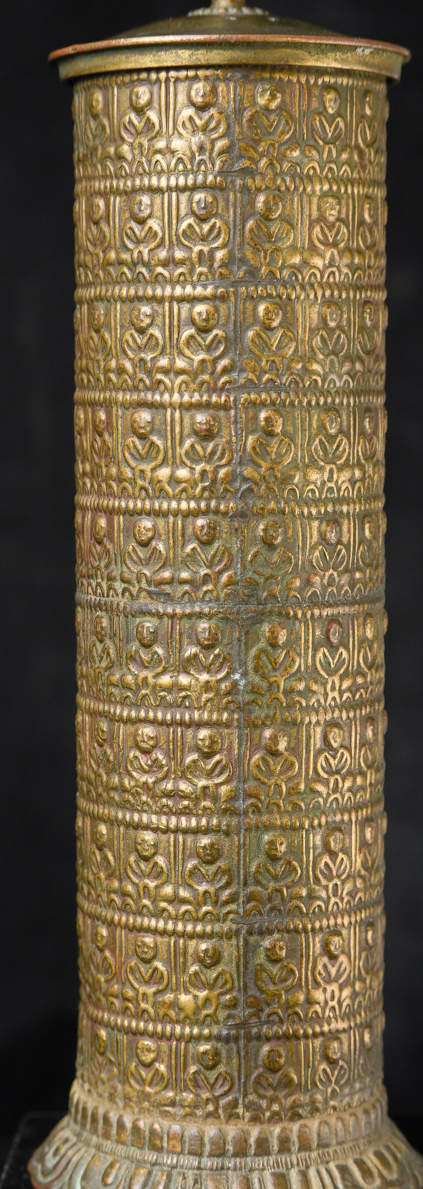 Bronze scroll case with approx. 150 Buddhas adorning - 6