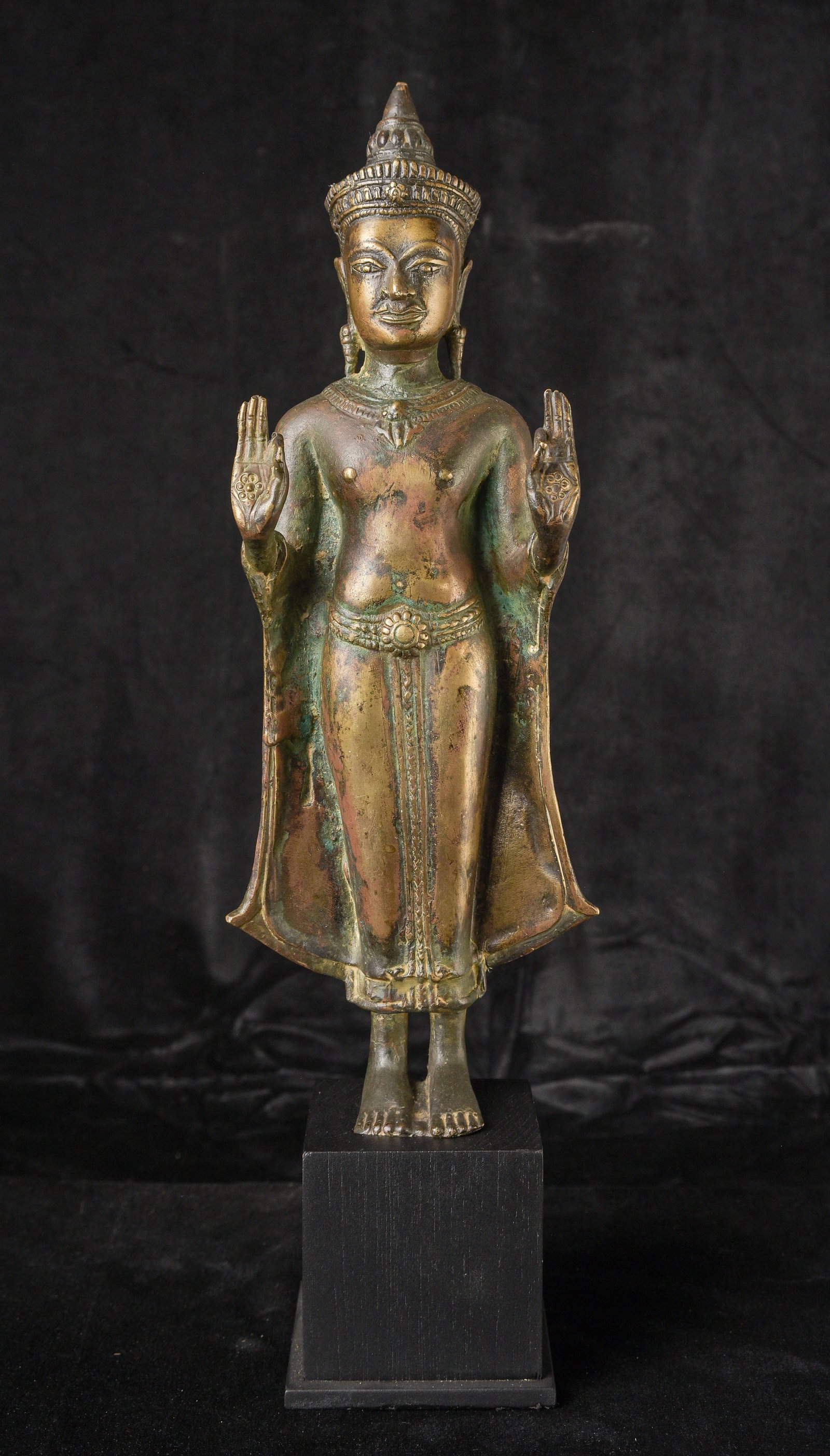 Antique Cambodian Bronze Buddha.: Antique Cambodian Bronze Buddha. 17/18thC, Good size - total height is 15.75 inches, recently refinished base is 3 inches tall.