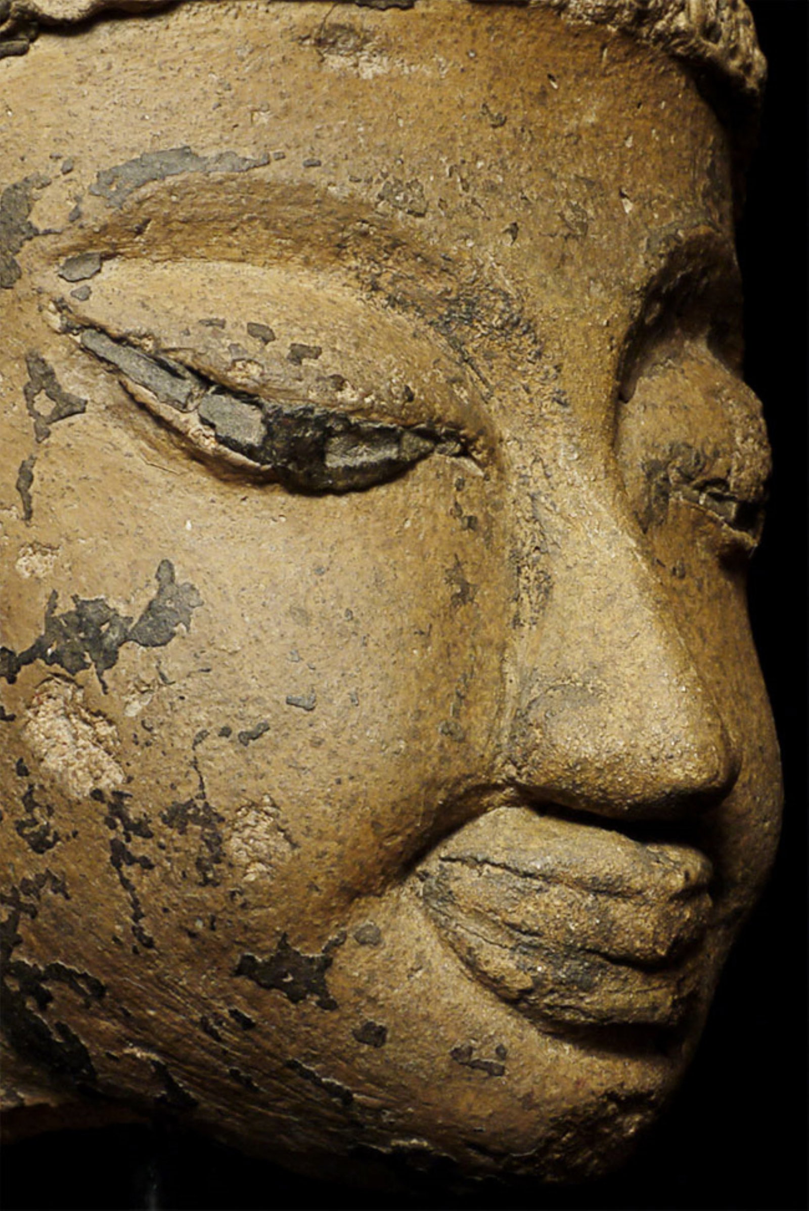 12/13thC Pagan Buddha Head sculpted in Clay/Stucco/Teracotta- Distinctive. (1 of 9)